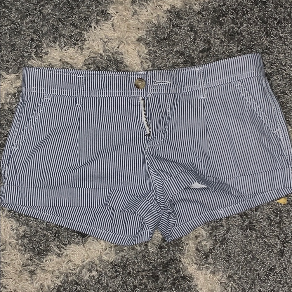 NWT Abercrombie shorts size 0